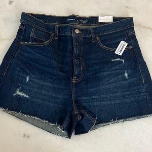 BRAND NEW. NEVER WORN. Denim shorts.